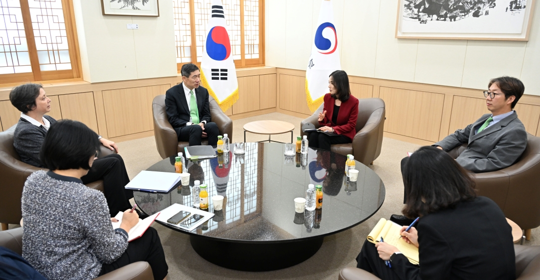 김진아 외교부 2차관, UNDP 총재대행 면담